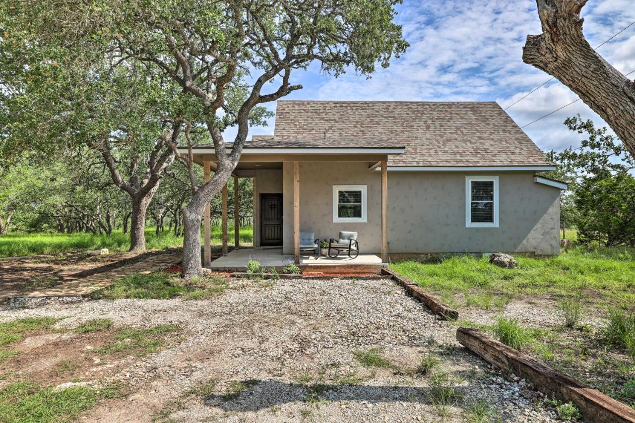 Cozy Spring Branch Cottage In Hill Country! Eksteriør billede